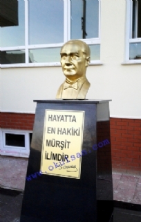 Atatürk Büstü Fiyatları Atatürk Büst Polyester 60 cm