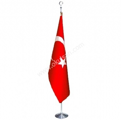 Krom renk Bayrak direği ve Telalı Türk bayrağı