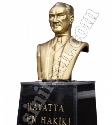 Atatürk Büstleri Atatürk Büstü yükseklik 70 cm polyester